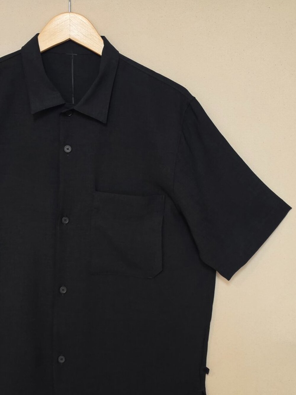 Lululemon Athletica Short Sleeve Button Down L